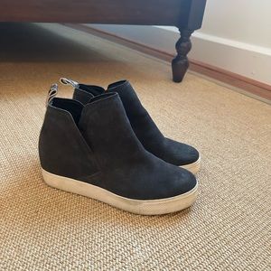 Dolce Vita wedge sneakers worn once size 9 9.5 suede boots booties